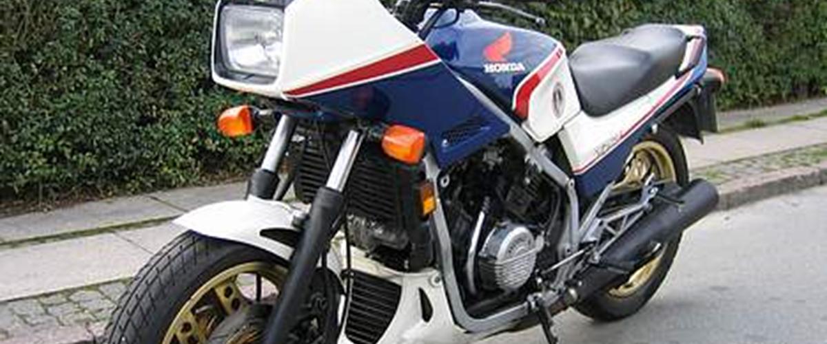 Honda VF 750 F - Interceptor - 1989 - Min første motorcykel. Kører ...