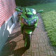 Kawasaki ninja zx-6r