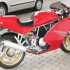 Ducati 900ss