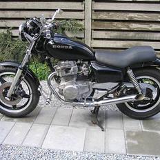 Honda CM 400 T