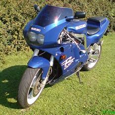 Suzuki gsx-r *solgt*