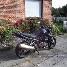 Suzuki bandit 1200