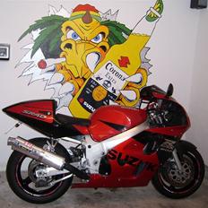 Suzuki GSXR 600 *solgt*