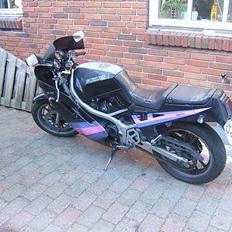 Suzuki Gsx 400 x Tilsalg