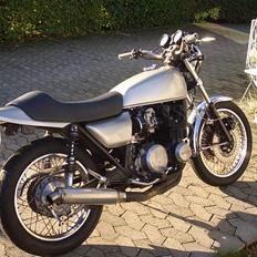 Kawasaki z 650