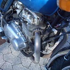 Kawasaki Z400 D4/B1