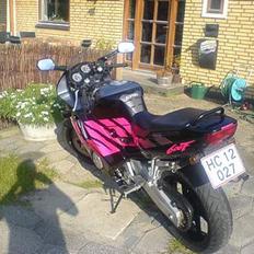 Honda CBR 600 f2