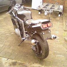 Suzuki GSXR 1100 **SOLGT**