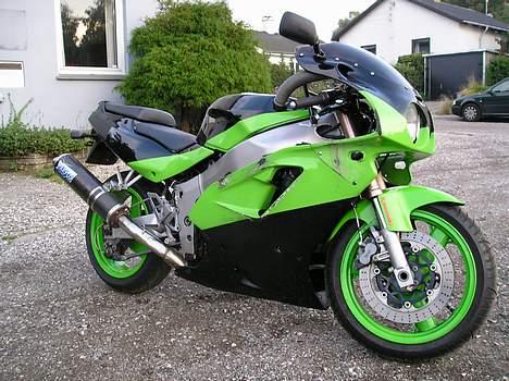 Kawasaki ZXR  billede 3