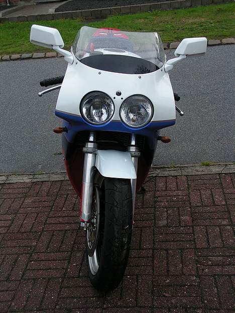 Honda VFR 750 R billede 8