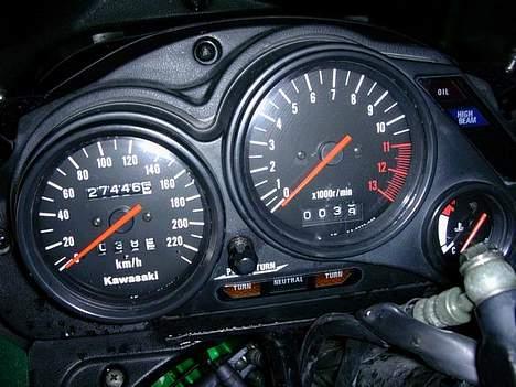 Kawasaki Gpz 500S SOLGT billede 4