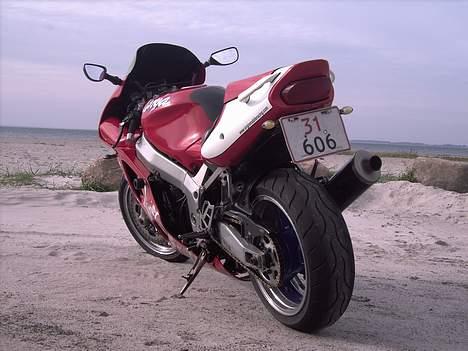 Kawasaki ZX-7R billede 3