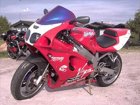 Kawasaki ZX-7R billede 5