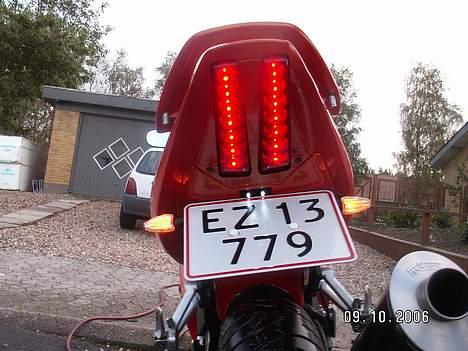 Suzuki SV650S BI-XENON SOLGT billede 5