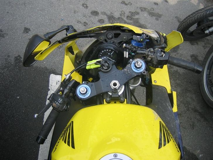 Honda ***CRASHED*** CBR 954RR - Crash billede 04 billede 15
