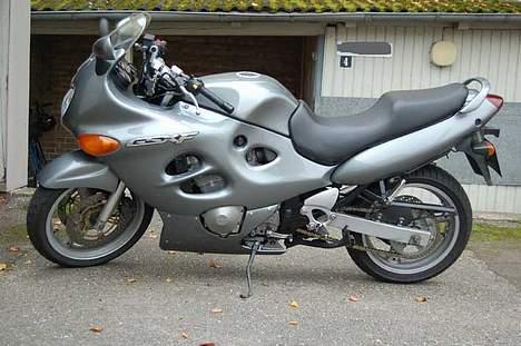 Suzuki GSX-750F SOLGT billede 14