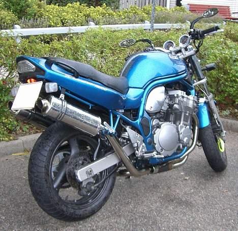 Suzuki GSF 600 N Bandit (solgt) - Som den ser ud pr 08/10-2006 med dobbelt oplagt udstødning billede 10