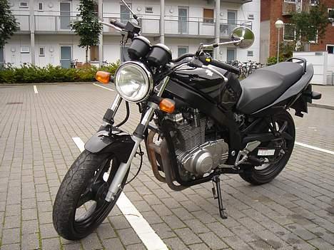 Suzuki GS 500 K4 - Trænger til at få skiftet blink og sidespejle-og det kommer til at ske billede 3
