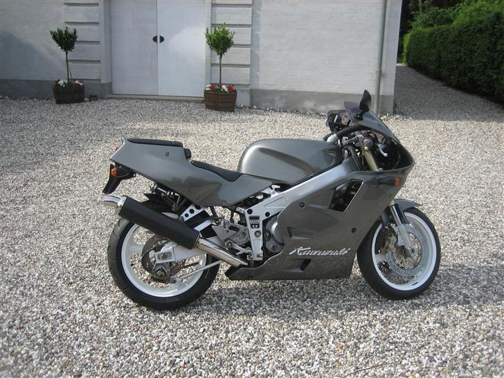 Kawasaki ZXR 400 H billede 5