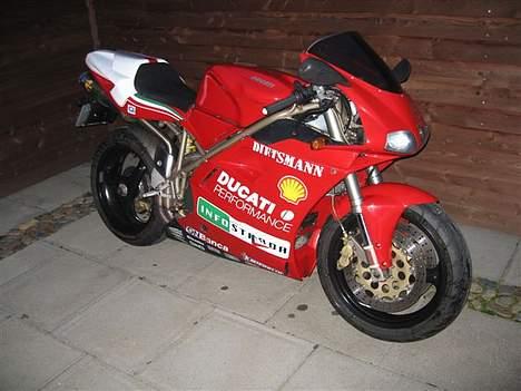 Ducati 955***solgt*** billede 6