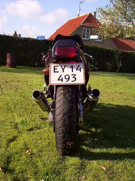 Suzuki GSX-R 400 R (Solgt) billede 6