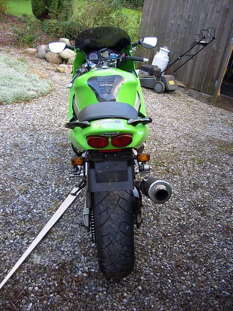 Kawasaki ZX9R billede 3