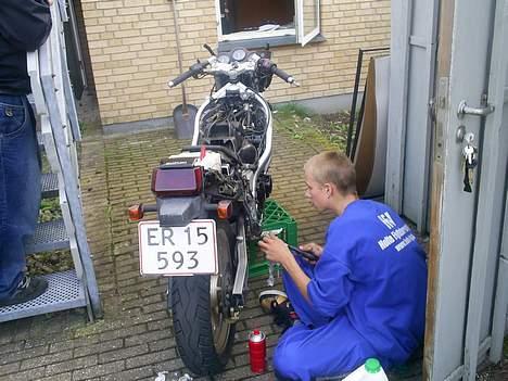 Suzuki GSX-R250 **SOLGT** billede 7