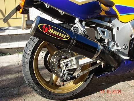 Suzuki GSXR 600 CORONA SOLGT billede 9