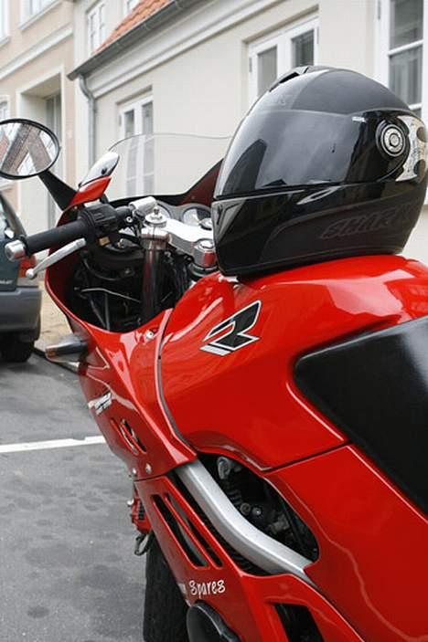 Suzuki GSX-R 250 'SOLGT' billede 3