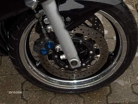 Yamaha yzf r6 solgt billede 4