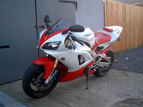 Yamaha YZF R1 *solgt* billede 8