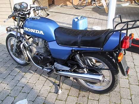 Honda cb 250 - Således så den ud før... Der er sket lidt siden:) billede 5