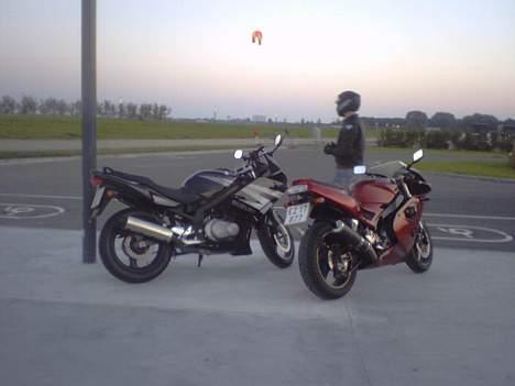 Kawasaki ZXR 400 *SOLGT* - Jeg afslører ikke Ghostriders sande identitet billede 10