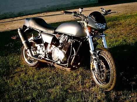 Suzuki GS 750 Streetfighter billede 2