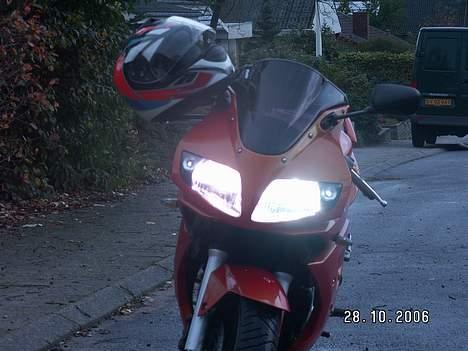 Suzuki SV650S BI-XENON SOLGT billede 15