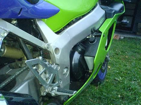 Kawasaki ZX7R SOLGT billede 8