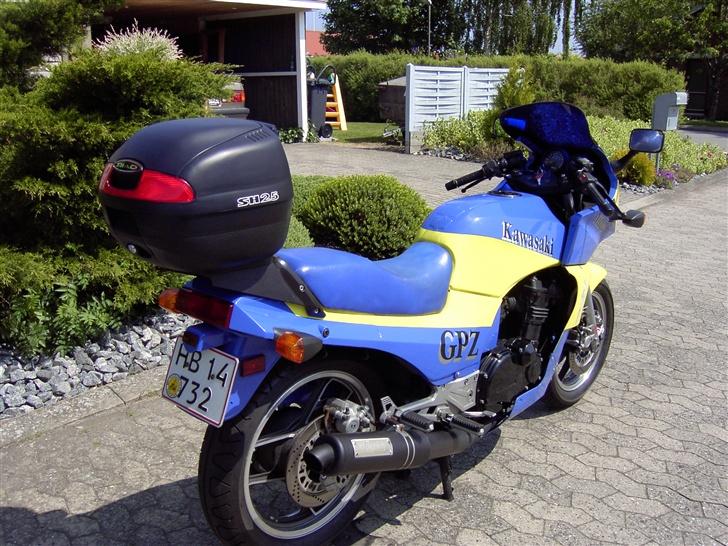 Kawasaki GPZ 900 R Ninja (SOLGT) - Med topboxen billede 8