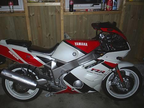Yamaha fzr 600 genesis billede 1