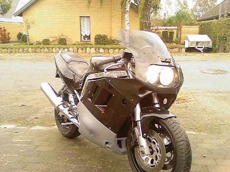 Suzuki GSXR 1100 **SOLGT** billede 2