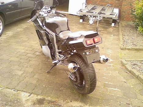 Suzuki GSXR 1100 **SOLGT** billede 3