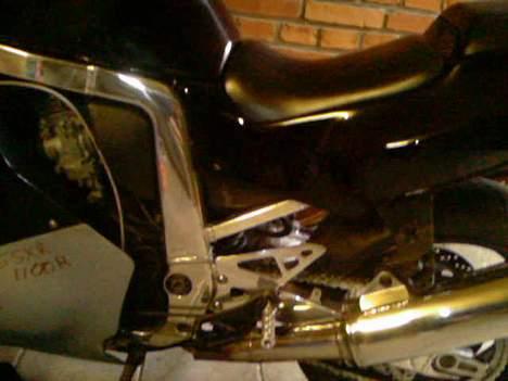 Suzuki GSXR 1100 **SOLGT** billede 5