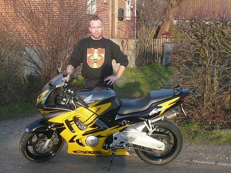 Honda cbr 600 f3 - Mig og min cykel billede 1