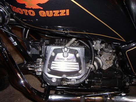 Moto Guzzi FLORIDA V65  SOLGT - så er der poleret billede 2