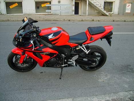 Honda cbr1000rr billede 4