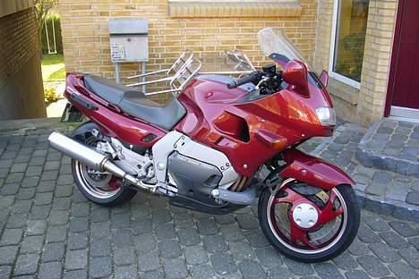 Yamaha GTS 1000 A - Yamaha GTS 1000 fra højre billede 2