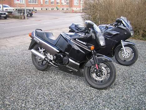 Kawasaki GPX 600 R billede 1
