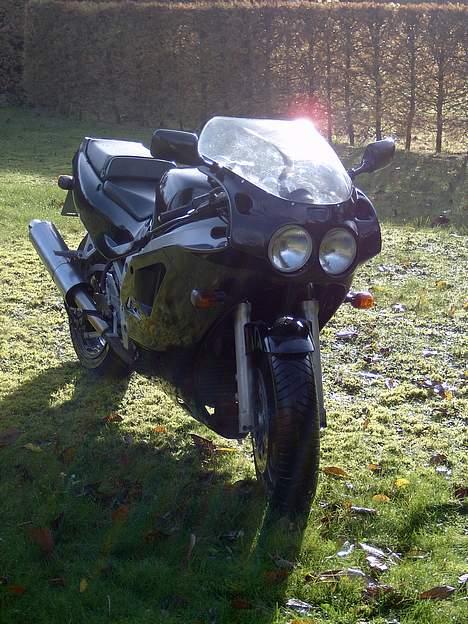 Kawasaki ZXR 750 billede 3