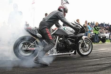 Suzuki GSX 1428 EF ( Dragbike ) DØD/ hugget op/ solgt - Mosten 2006 - burnout før finale løbet  billede 11