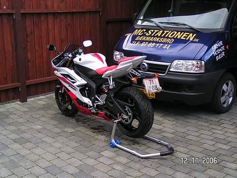 Yamaha YZF R6 billede 4