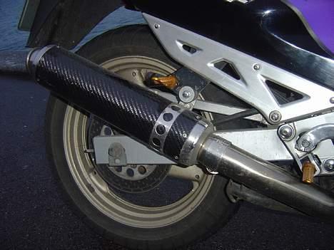 Suzuki GSX750F (SOLGT) - Laser Pro d´Or Carbon Racing....DEN LARMER.....fedt..... billede 15